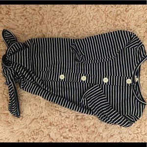 Stripped knotted gown